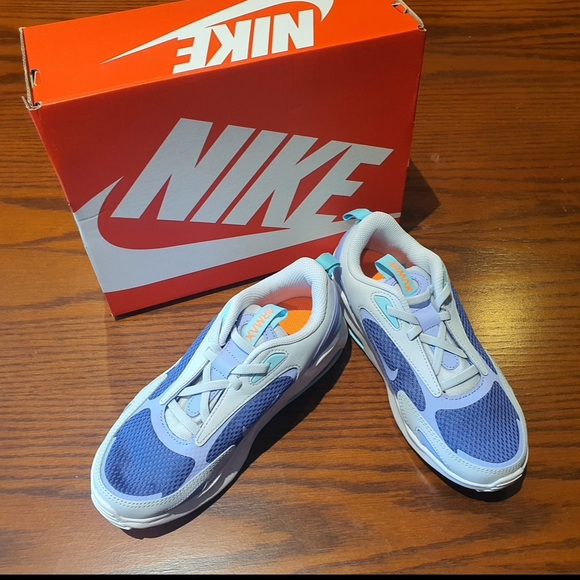 Brand New Nike Toddler Boy Sneakerss - Picture 3 of 7